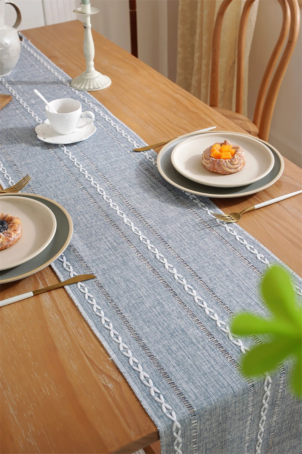Green Table Runners Boho Rustic Tassels Farmhouse Braided Striped Cotton Linen for Dining Party Holiday Wedding Table Decoration
