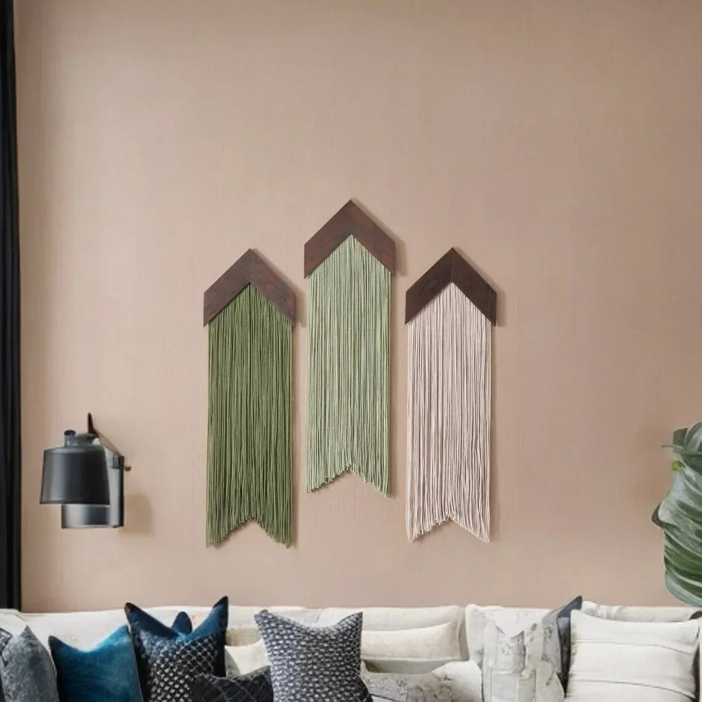 Macrame Wall Hanging Tapestry with Wooden Stick Hand-Woven Bohemia Tassel Curtain Tapestry Wedding Backgrou Boho Decor